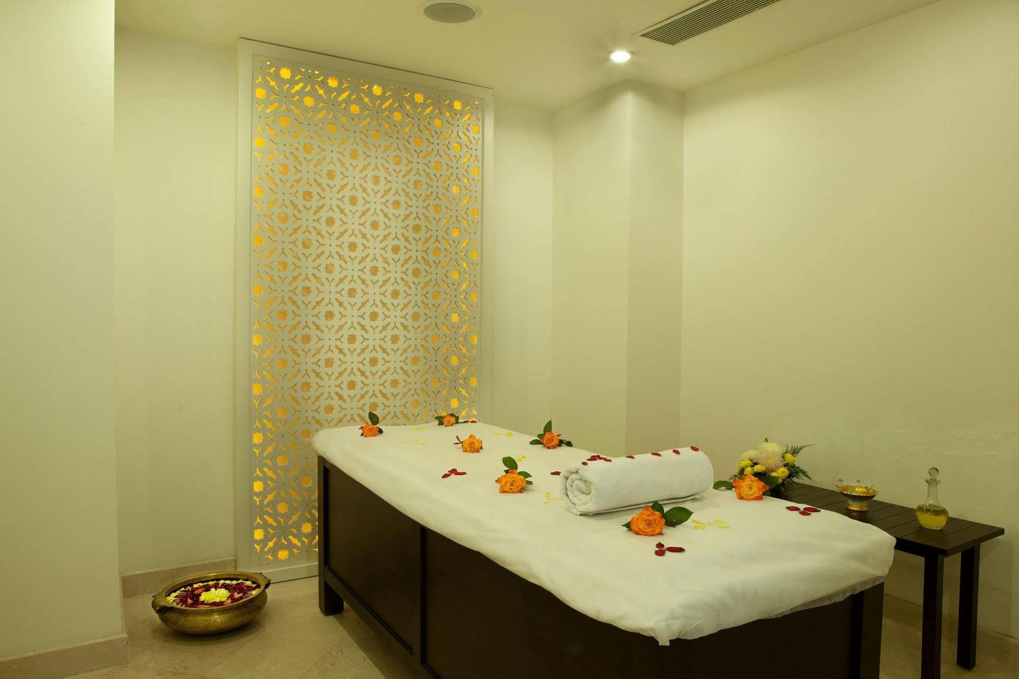 Lemon Tree Hotel